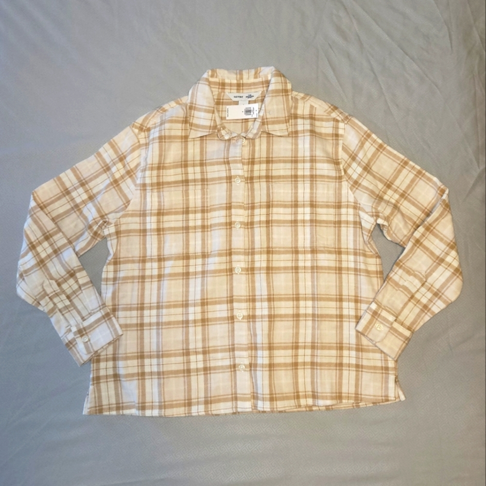 (NWT) Old Navy boyfriend shirt Neutral tan & cream size S